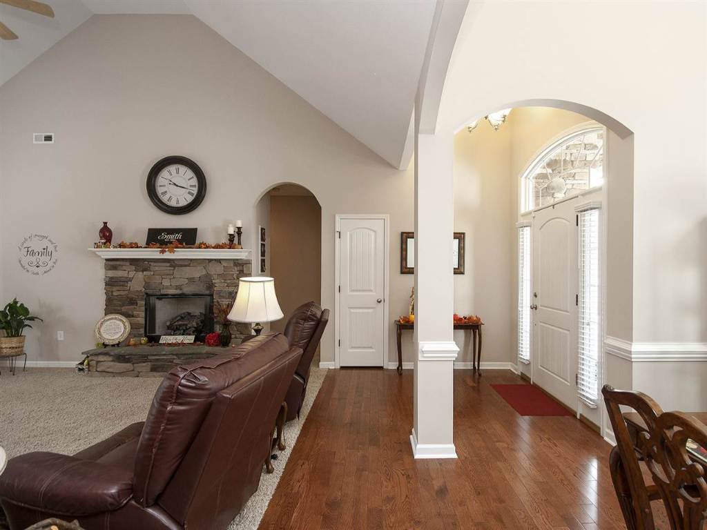 515 Serria Way Seneca, SC 29678 - Photo 8 of 35 Gallery Image 8