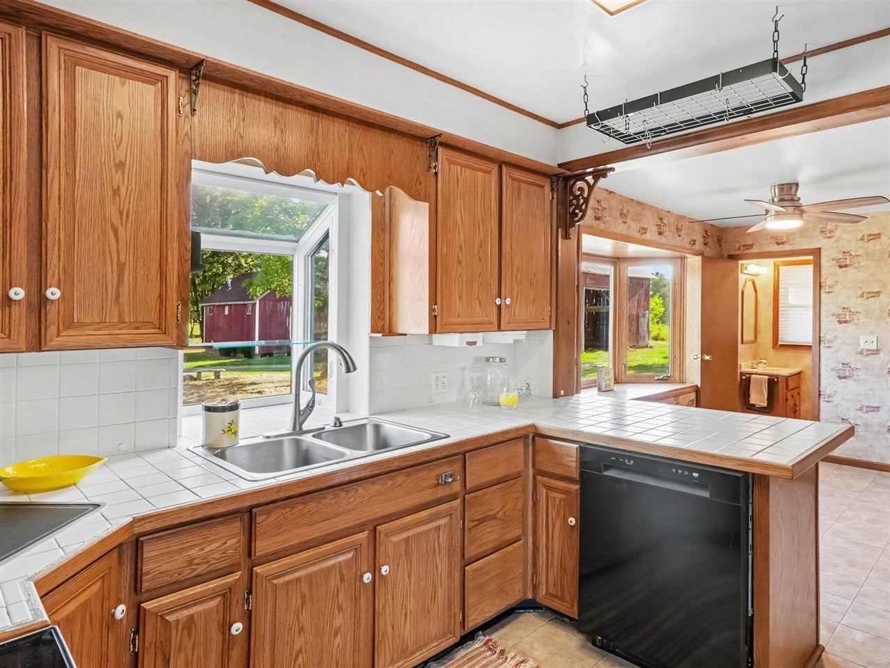 11484 Dennison Road Milan, MI 48160 - Photo 9 of 35 Gallery Image 9