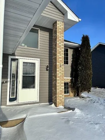 $360,000 | 818 Cologne Lane, Waverly, MN 55390