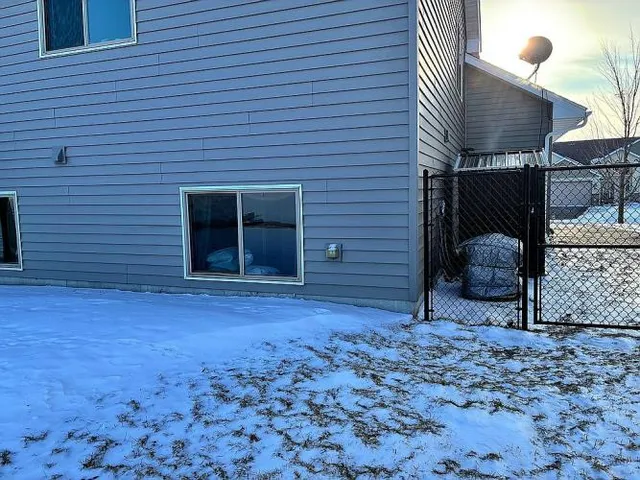 $360,000 | 818 Cologne Lane, Waverly, MN 55390