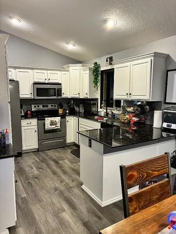 $360,000 | 818 Cologne Lane, Waverly, MN 55390