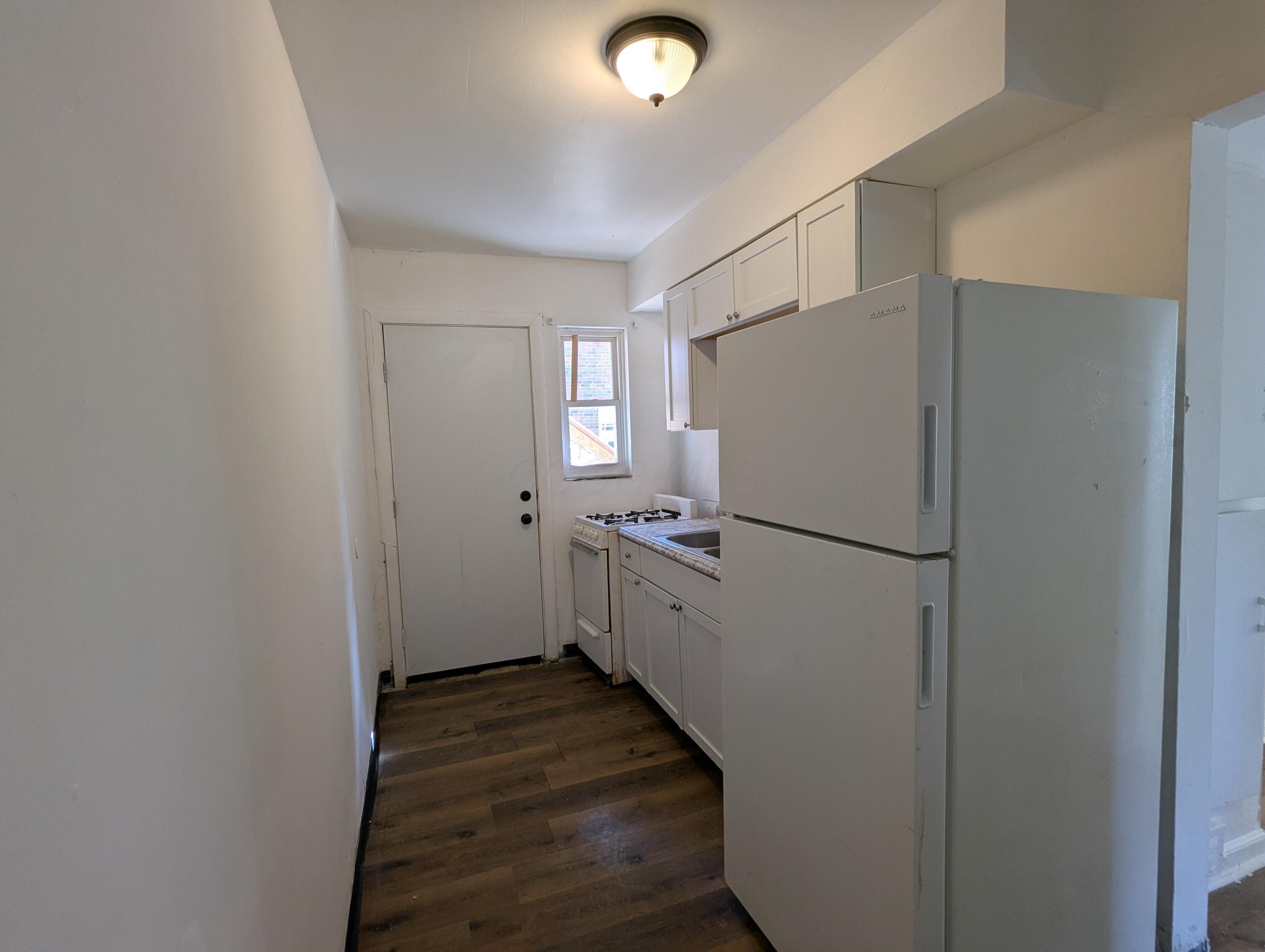 94 North Hampton Road Columbus, OH 43213 - Photo 23 of 23 PXL_20250908_202333784