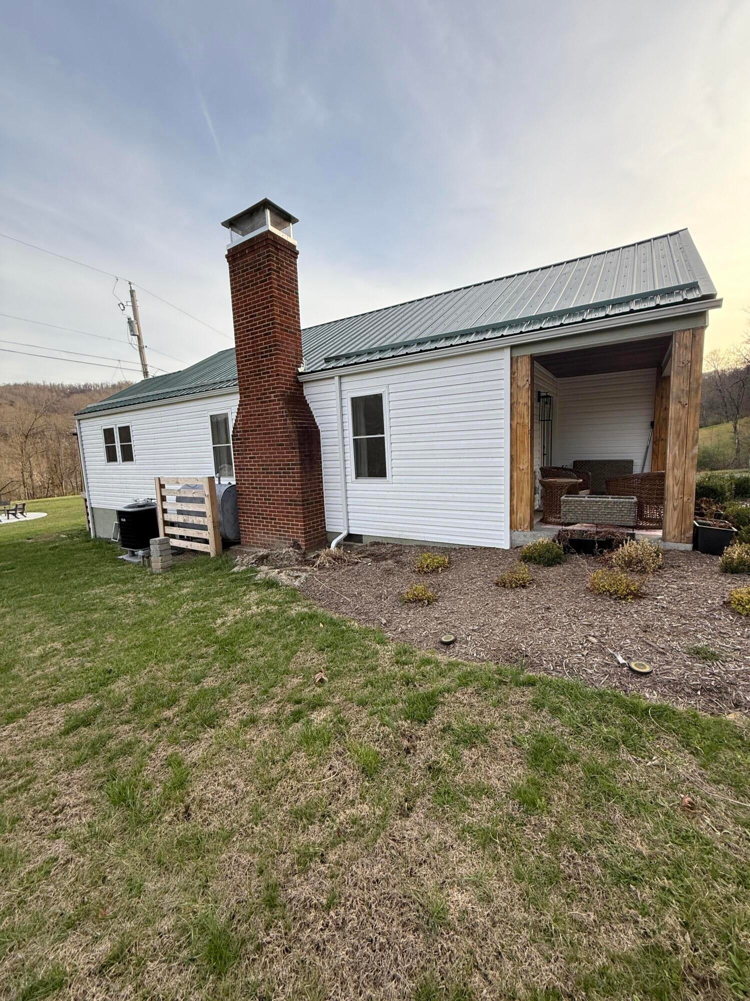1999 Rockland Road Ronceverte, WV 24970 - Photo 15 of 153 Gallery Image 15