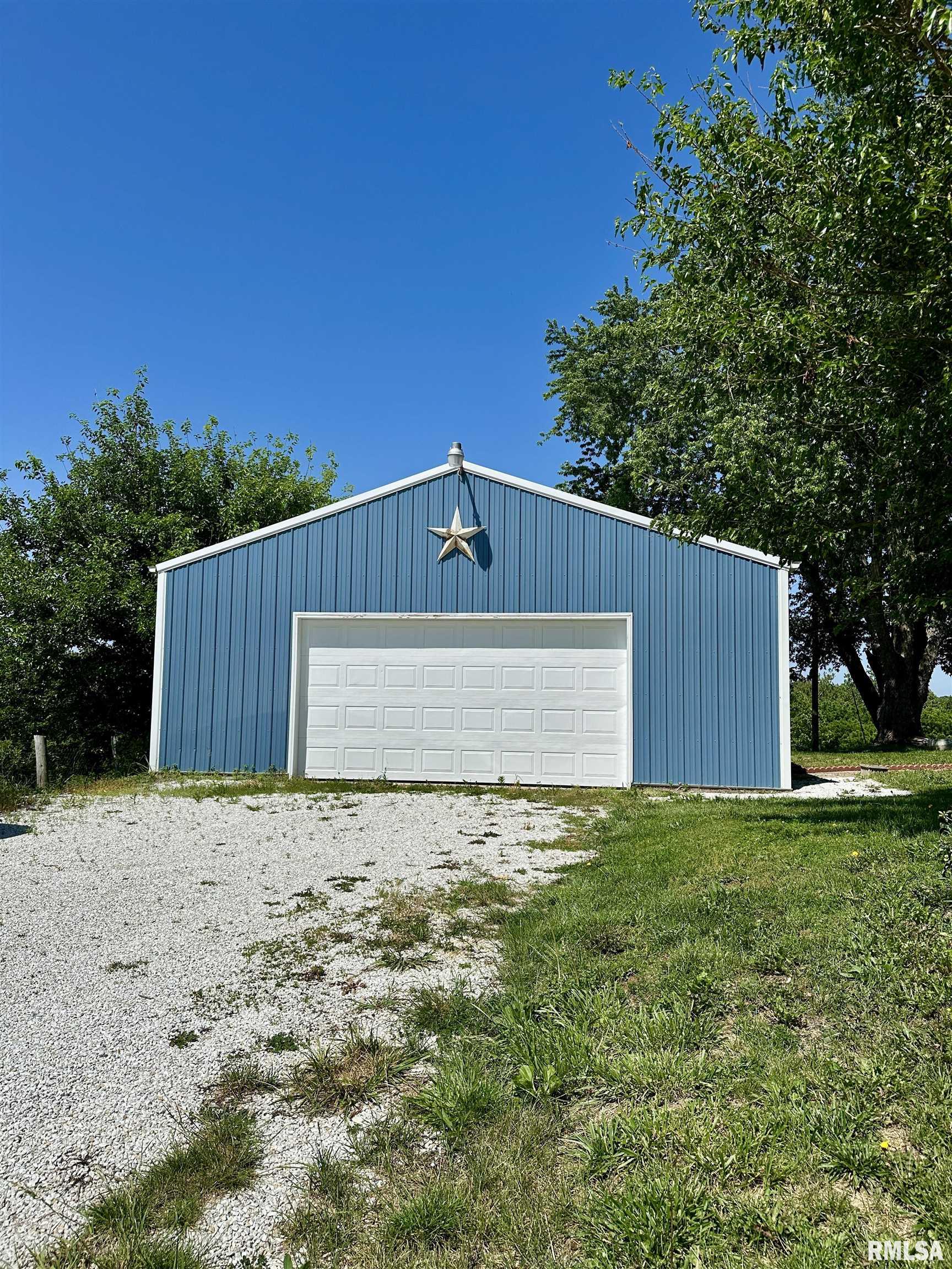 1311 McGlasson Road Jacksonville, IL 62650 - Photo 32 of 38