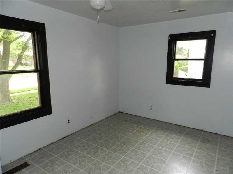 3525 Clark Road Indianapolis, IN 46224 - Photo 6 of 12 Gallery Image 6