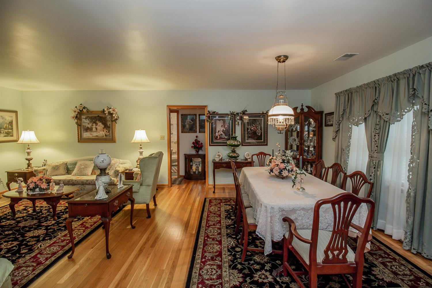 4171 Winchester Road Lexington, KY 40516 - Photo 14 of 48 Photo 14