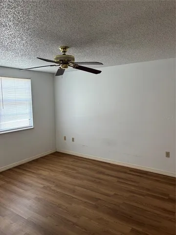 $2,200 | 5026 Water Oak Drive, Unit 104, Bradenton, FL 34207