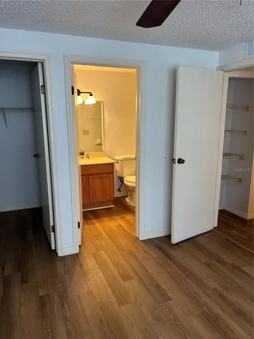 $2,200 | 5026 Water Oak Drive, Unit 104, Bradenton, FL 34207