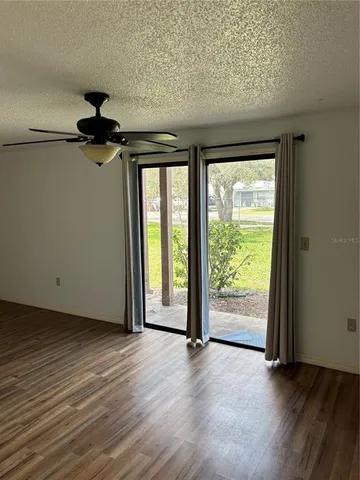 $2,200 | 5026 Water Oak Drive, Unit 104, Bradenton, FL 34207