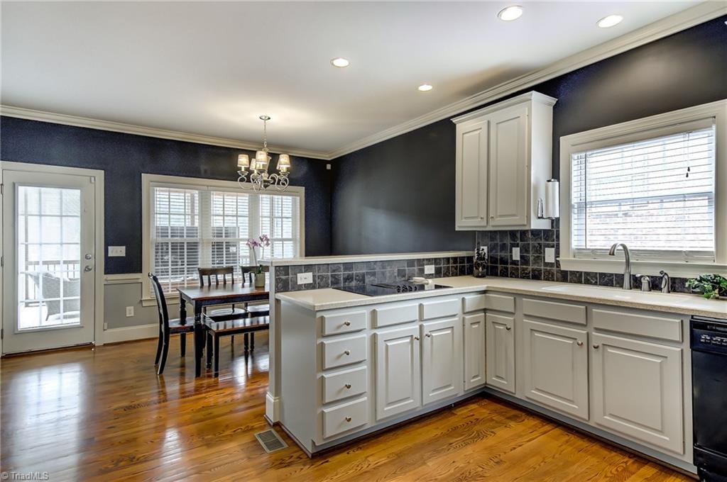 1037 Cross Gate Road Winston-Salem, NC 27106 - Photo 12 of 35