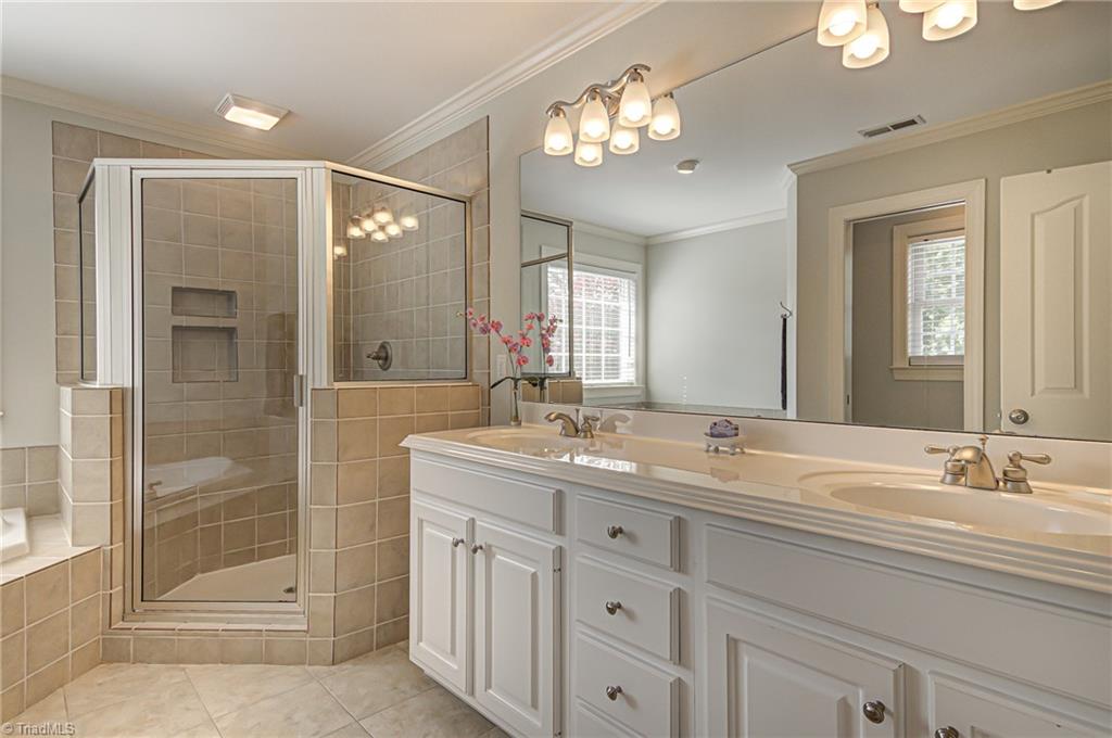 1037 Cross Gate Road Winston-Salem, NC 27106 - Photo 21 of 35