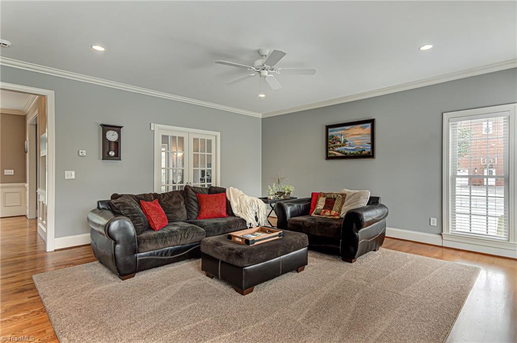 1037 Cross Gate Road Winston-Salem, NC 27106 - Photo 7 of 35