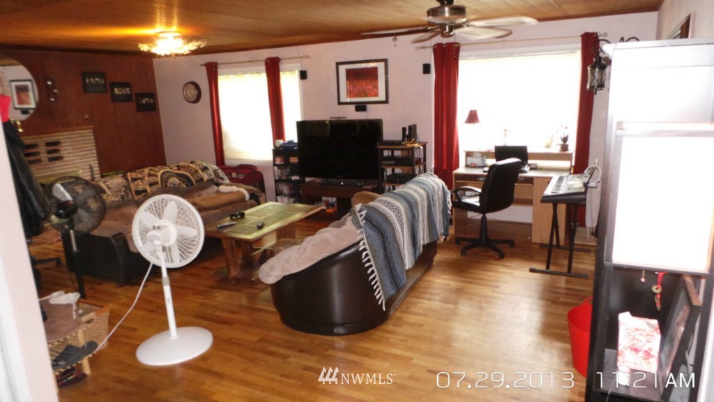 14239 Southeast Allen Rd. Bellevue, WA 98006 - Photo 2 of 12 Gallery Image 2