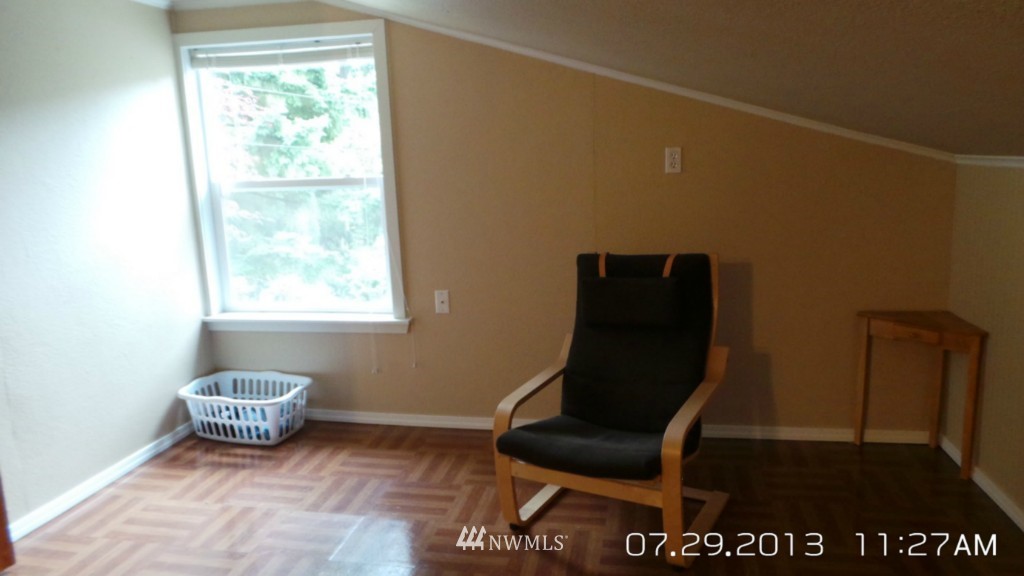 14239 Southeast Allen Rd. Bellevue, WA 98006 - Photo 7 of 12 Gallery Image 7