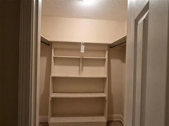 $230,000 | 9780 West Rockton Circle, New Orleans, LA 70127