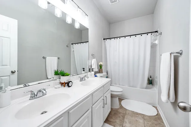 $2,700 | 7507 Lone Star Jct Street, Richmond, TX 77406