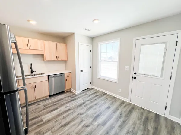 $1,150 | 2202 Eldos Trace Circle, Unit F, Clarksville, TN 37042