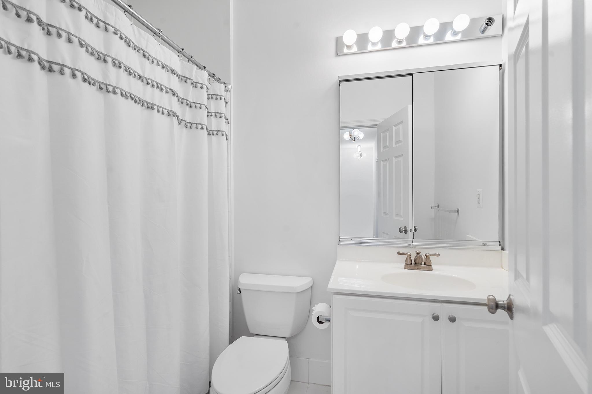 200 Governors Court Philadelphia, PA 19146 - Photo 23 of 39