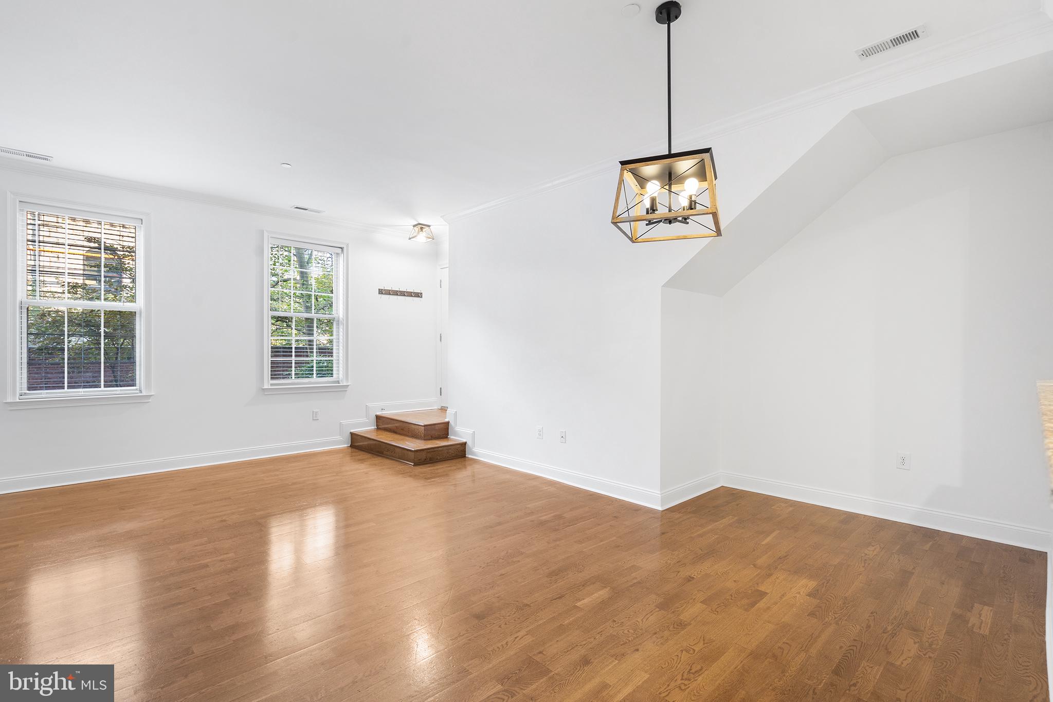 200 Governors Court Philadelphia, PA 19146 - Photo 5 of 39