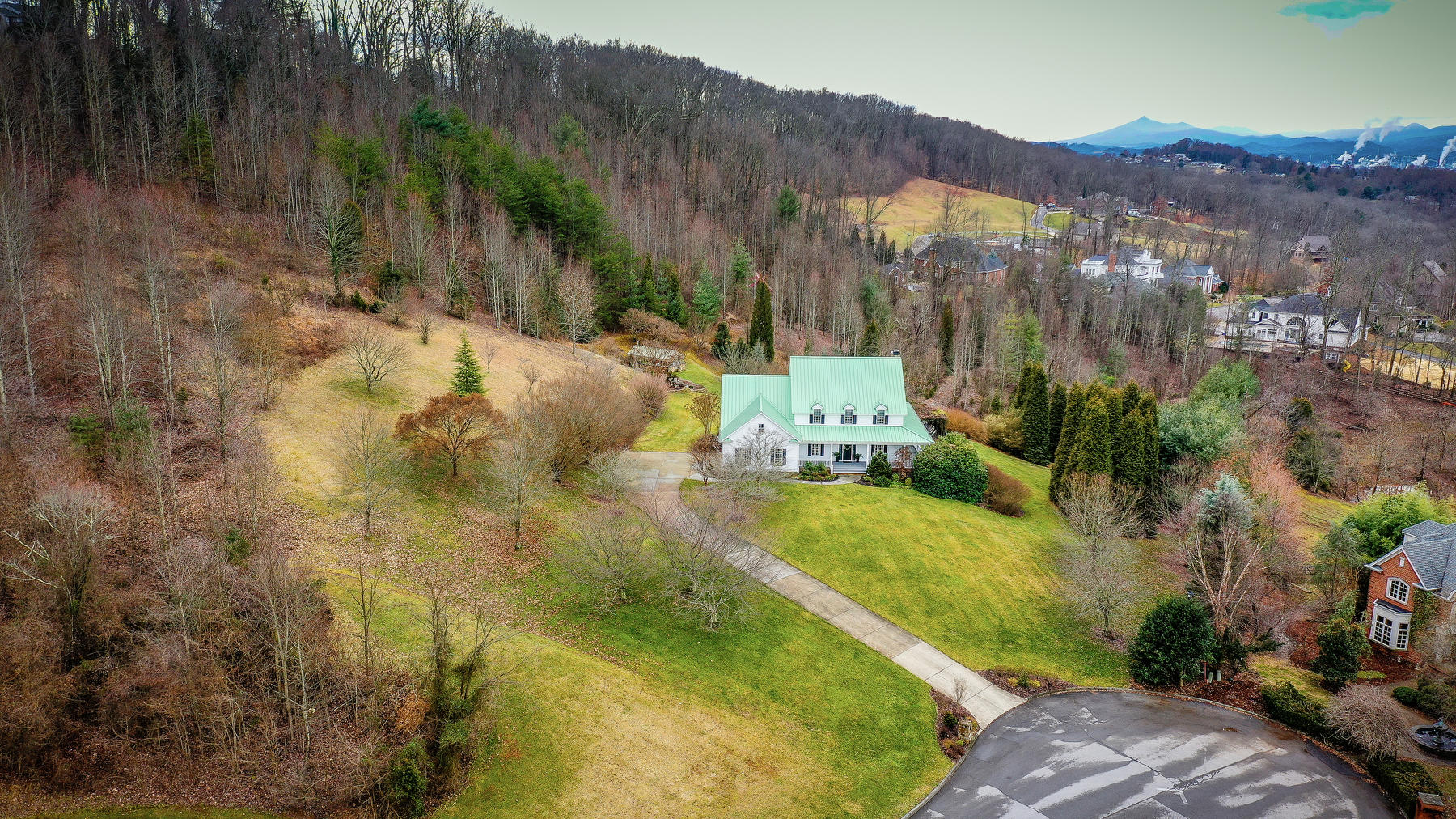 115 Coventry Wynde Road Kingsport, TN 37664 - Photo 10 of 166 Conventry Wynd pic 11