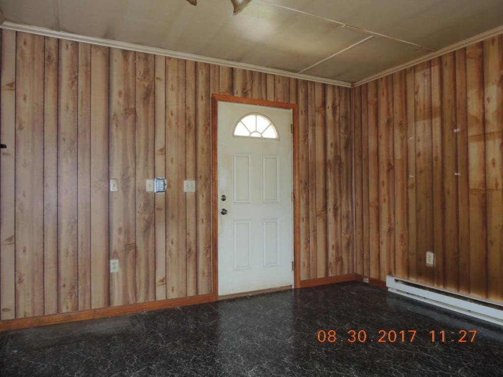 1495 Delta Valley Road Greeneville, TN 37745 - Photo 3 of 14 Dining Room