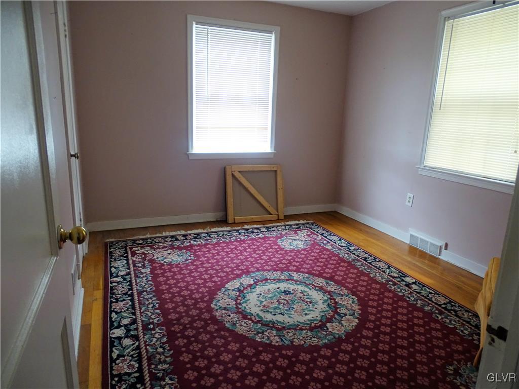 1059 Easton Road Hellertown, PA 18055 - Photo 5 of 12 Gallery Image 5