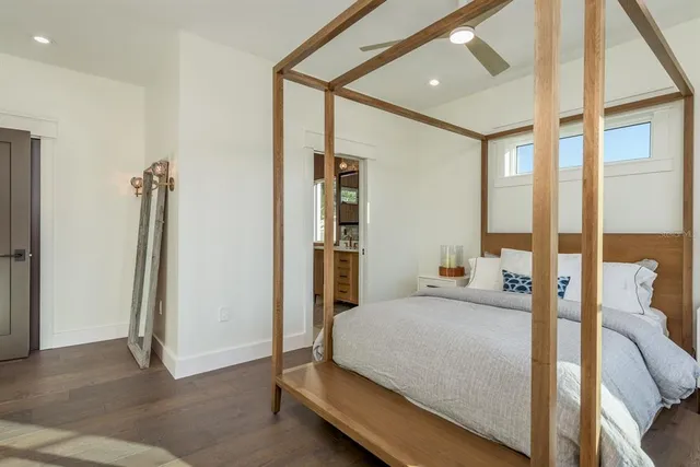 $900,000 | 927 6th Street North, St. Petersburg, FL 33701