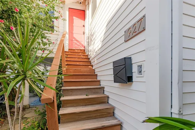 $900,000 | 927 6th Street North, St. Petersburg, FL 33701