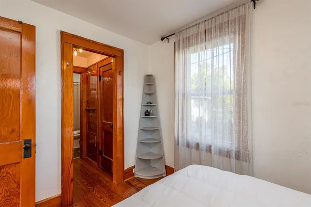 $900,000 | 927 6th Street North, St. Petersburg, FL 33701