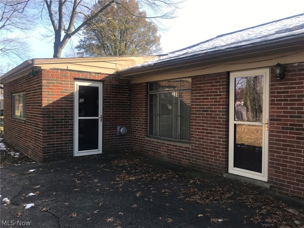 5483 Roy Road Cleveland, OH 44143 - Photo 14 of 18 Gallery Image 14