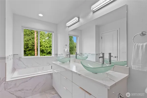 $630,000 | 8254 Breeze Loop, Blaine, WA 98230