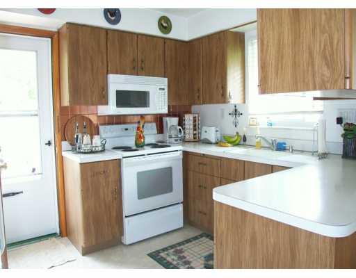 426 Raspberry Drive Monroeville, PA 15146 - Photo 3 of 8 Kitchen.