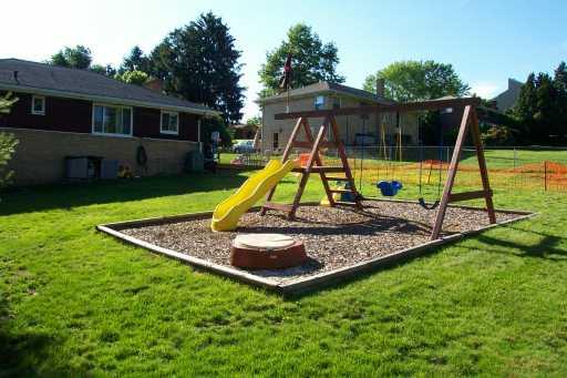 426 Raspberry Drive Monroeville, PA 15146 - Photo 8 of 8 Yard/Garden.