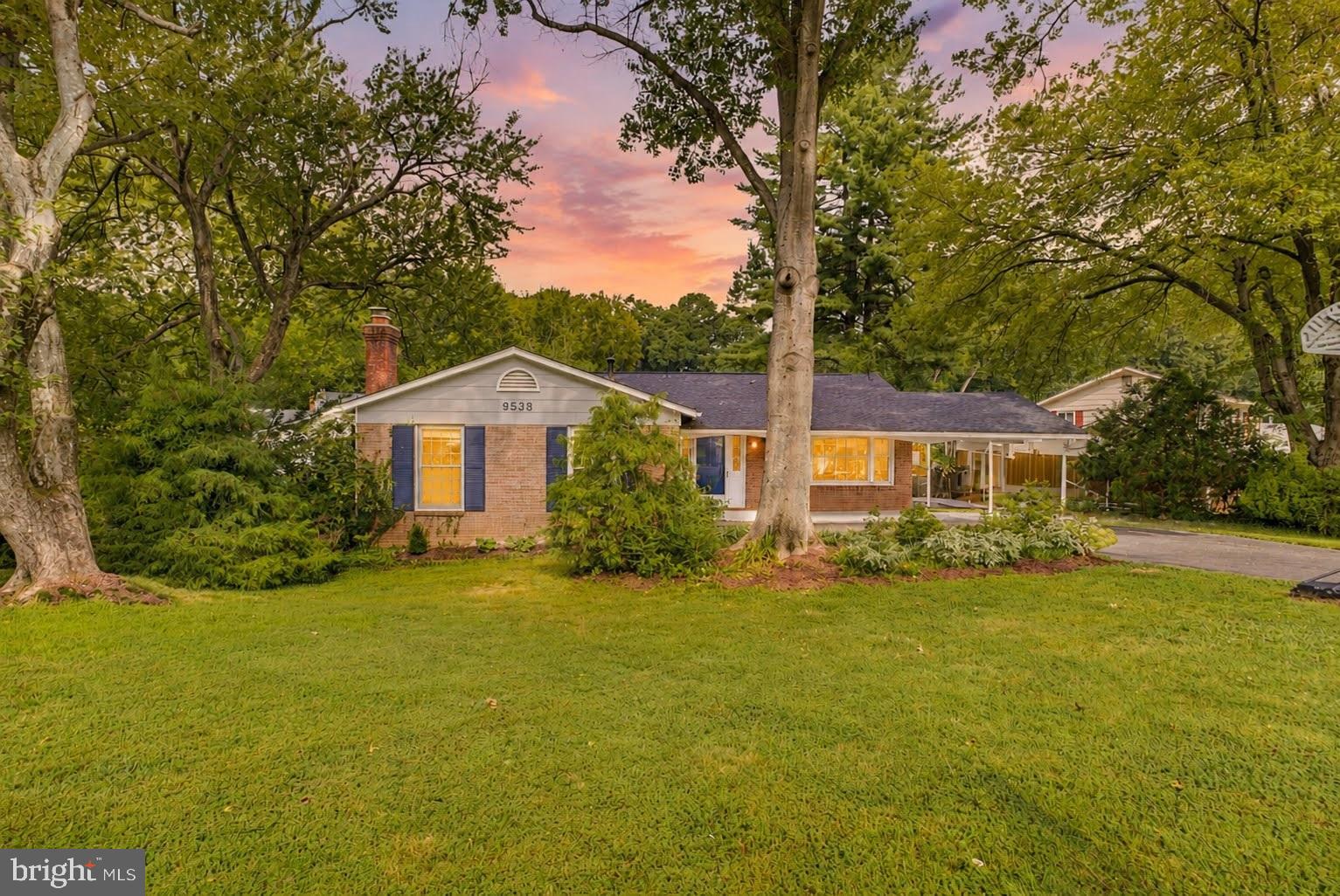 9538 Stevebrook Road Fairfax, VA 22032 - Photo 2 of 57 Gallery Image 2