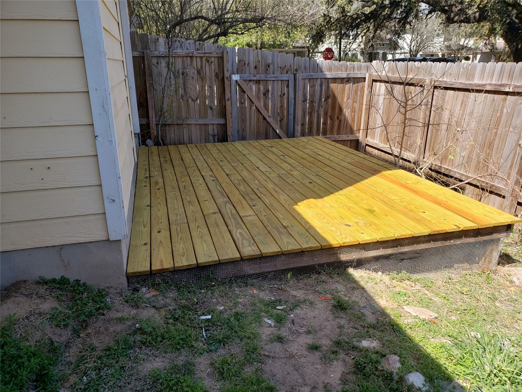 2205 Melissa Oaks Lane Austin, TX 78744 - Photo 14 of 15