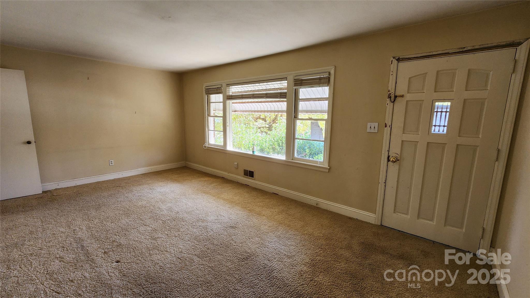 150 31st Avenue Northwest Hickory, NC 28601 - Photo 14 of 35