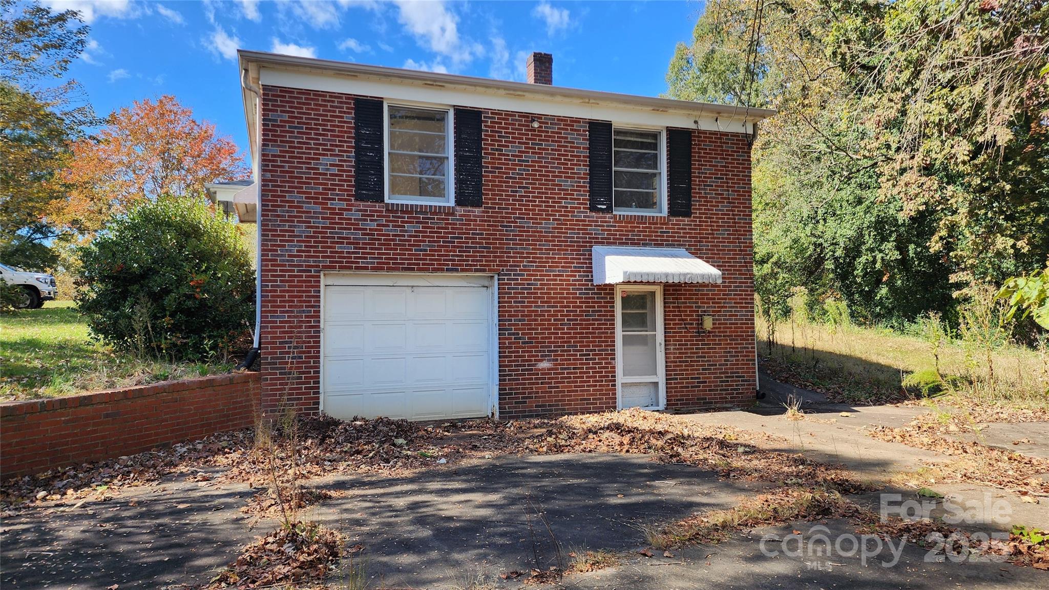 150 31st Avenue Northwest Hickory, NC 28601 - Photo 5 of 35