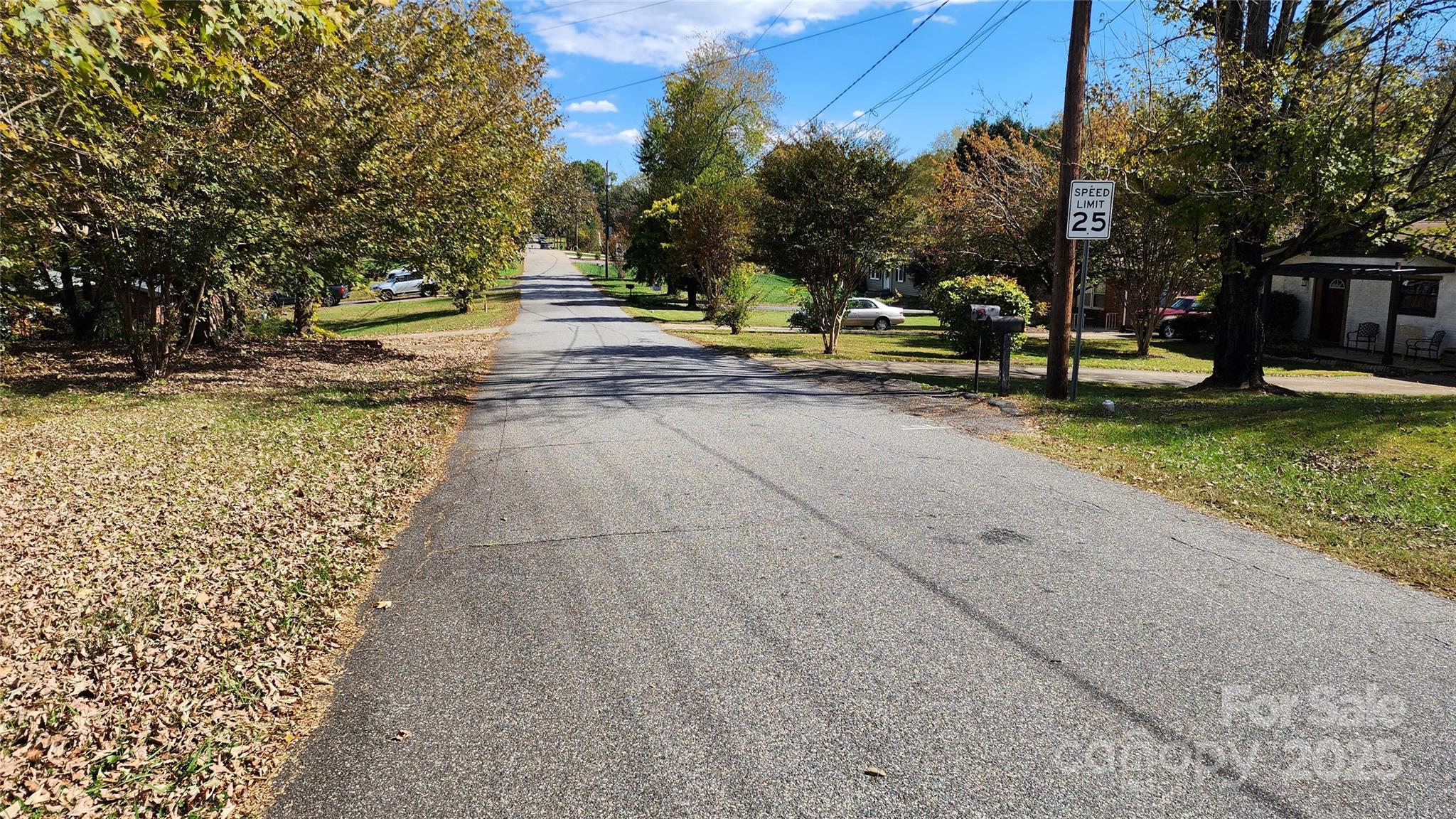 150 31st Avenue Northwest Hickory, NC 28601 - Photo 10 of 35