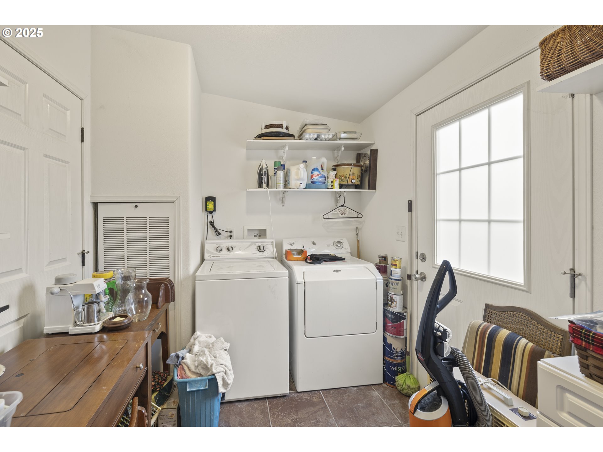 4015 Southwest 185th Avenue Beaverton, OR 97078 - Photo 39 of 47 a view of kitchen and dining room with furniture