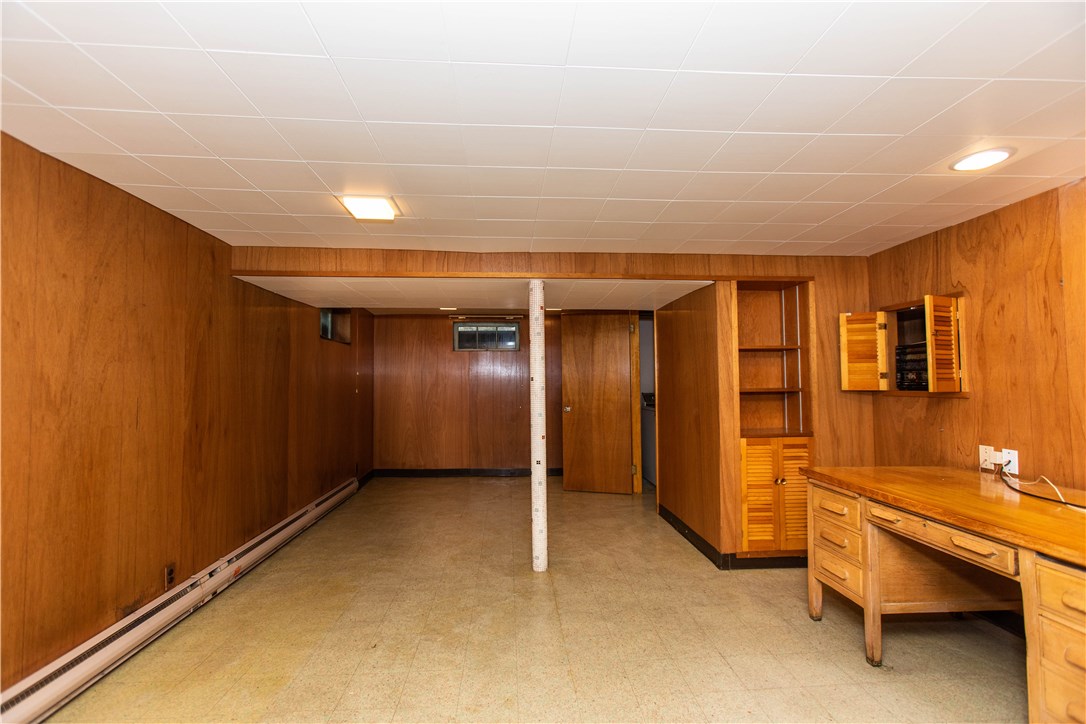 103 Fairfield Road Cranston, RI 02910 - Photo 20 of 31 Gallery Image 20