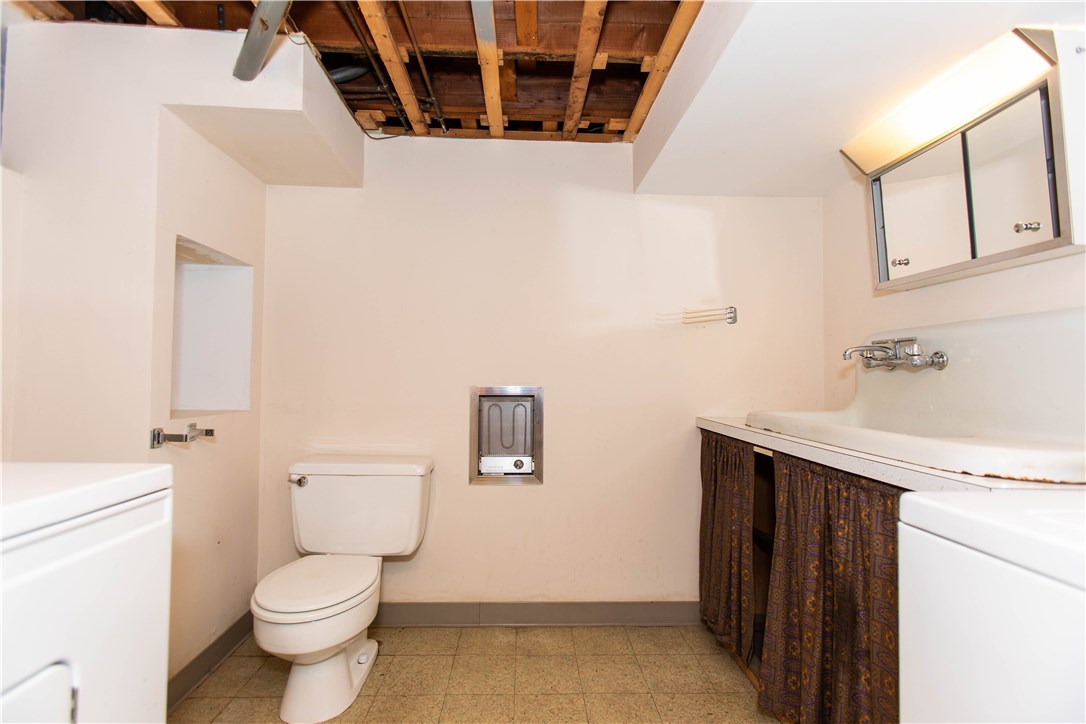 103 Fairfield Road Cranston, RI 02910 - Photo 23 of 31 Gallery Image 23
