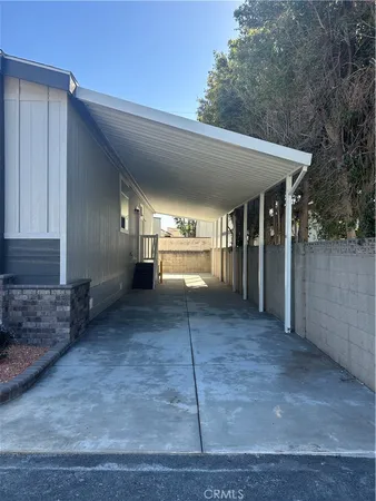 a view of a back yard of the house