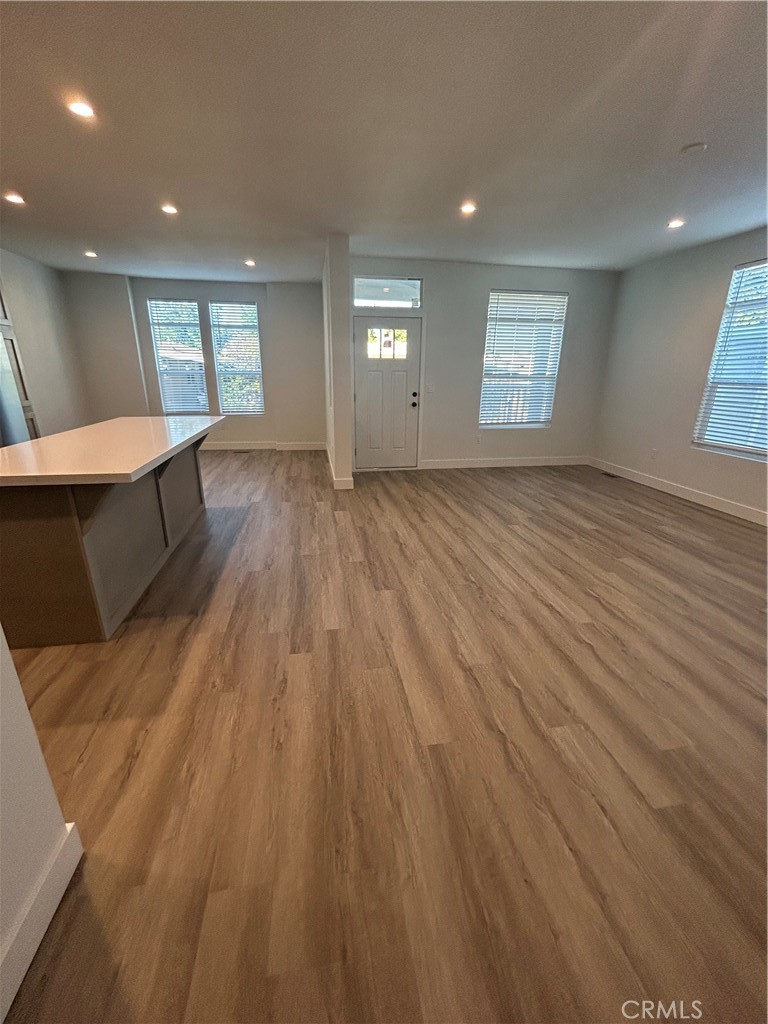 15601 South B Street, Unit 12 Tustin, CA 92780 - Photo 6 of 22 a view of an empty room and window