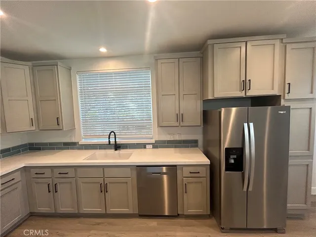 $324,900 | 15601 South B Street, Unit 12, Tustin, CA 92780