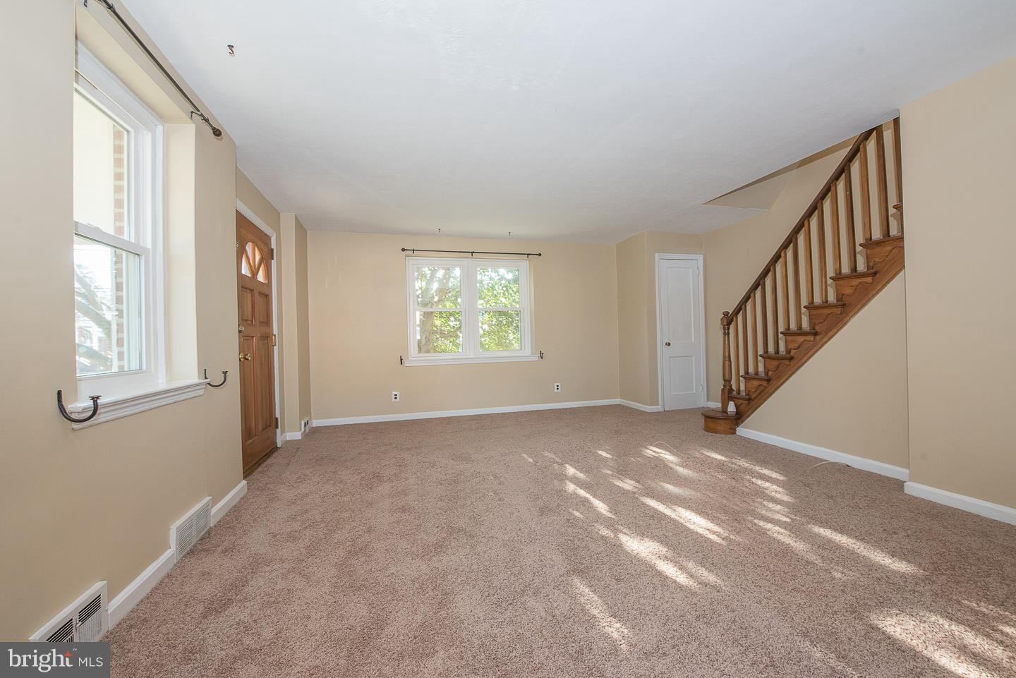 325 Pomeroy Street Ridley Park, PA 19078 - Photo 4 of 19 Gallery Image 4