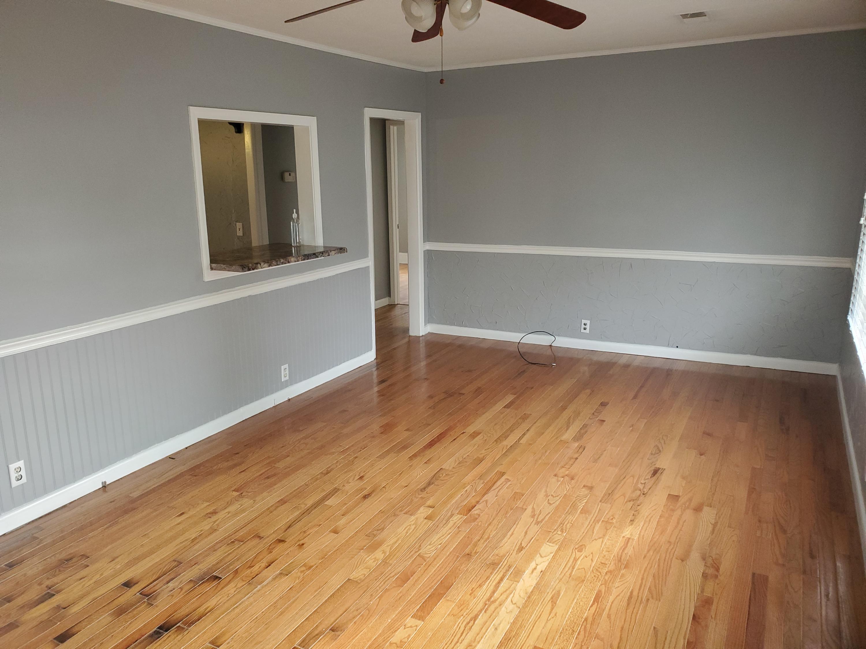 3409 Bloomingdale Road Kingsport, TN 37660 - Photo 4 of 11 LV2