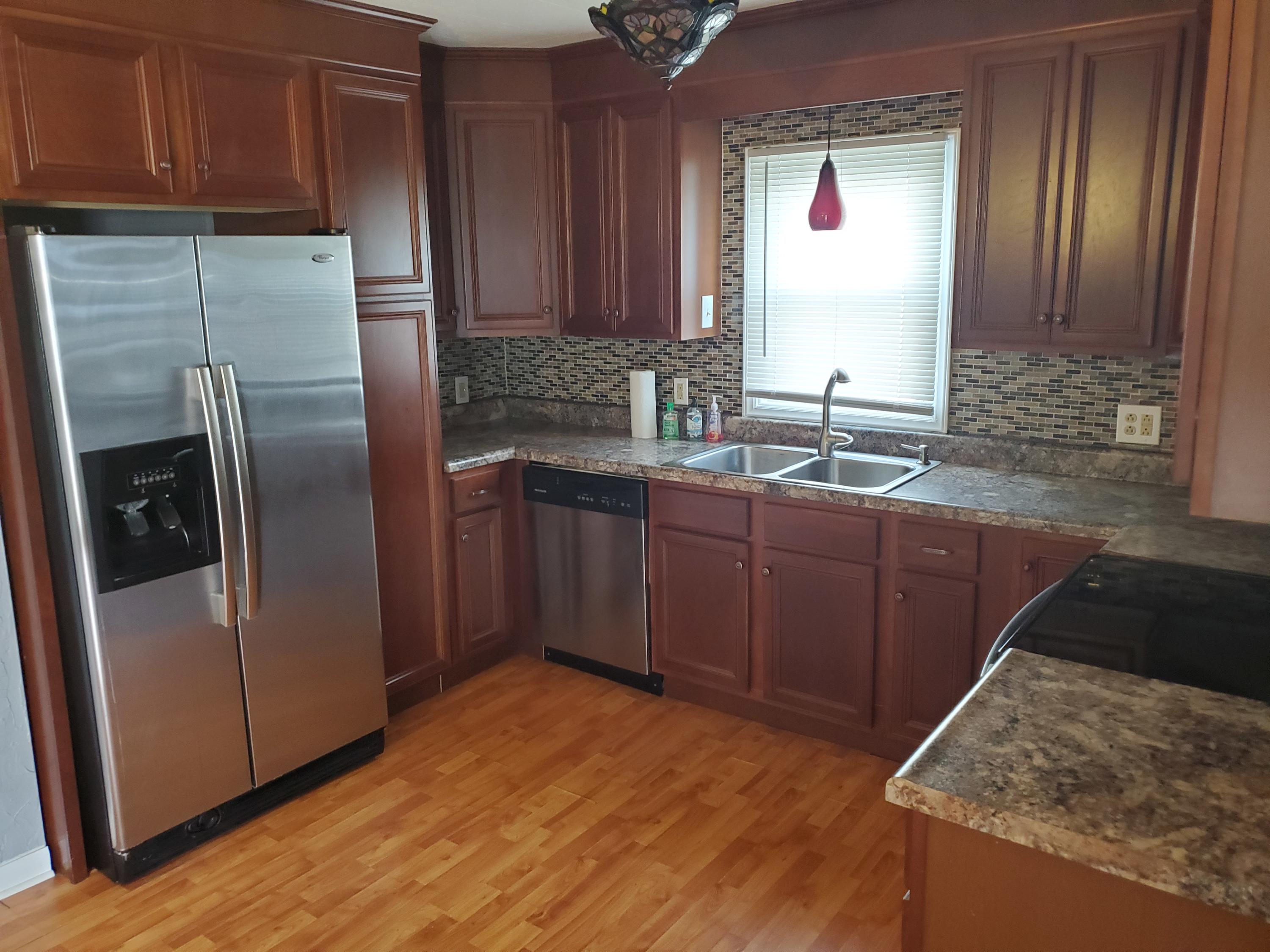 3409 Bloomingdale Road Kingsport, TN 37660 - Photo 9 of 11 K1