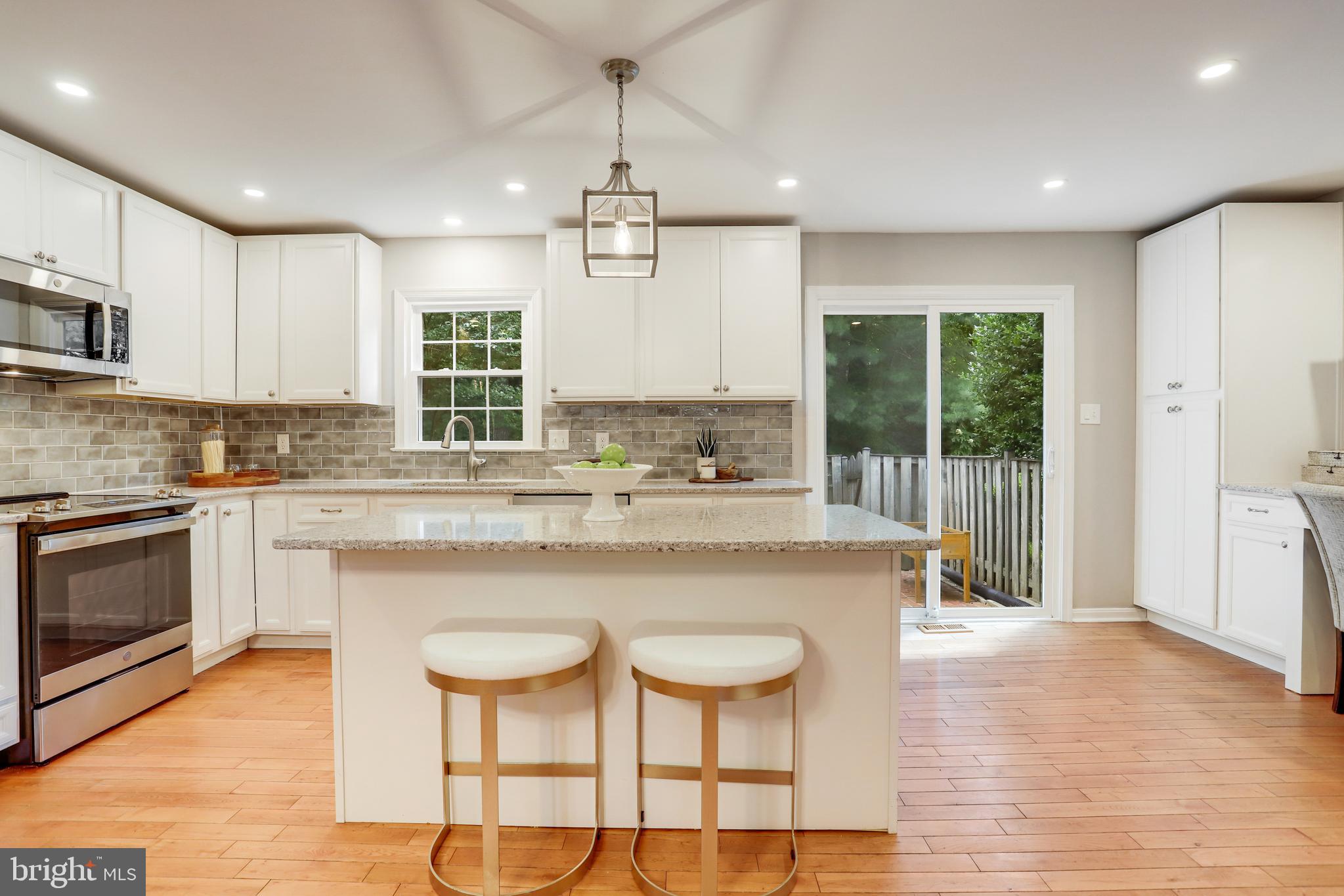 7919 Treeside Court Springfield, VA 22152 - Photo 12 of 45 Beautiful kitchen
