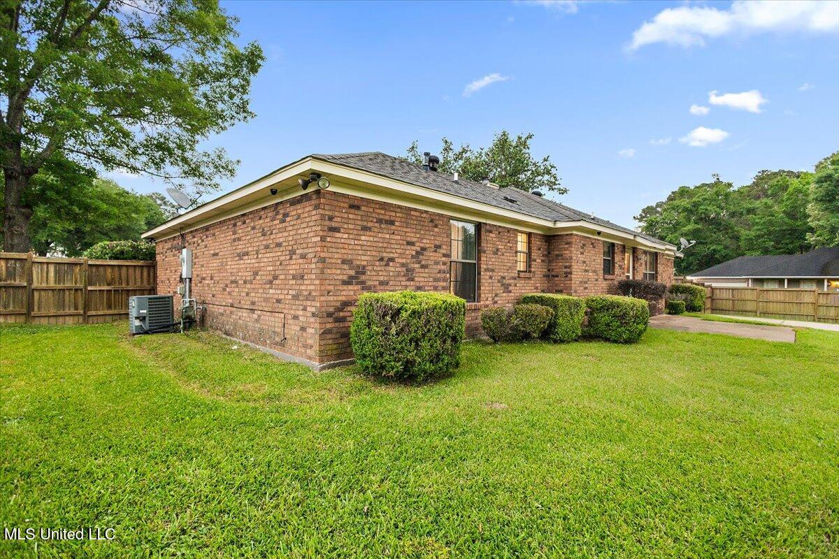 303 Riser Street Byram, MS 39272 - Photo 22 of 24 22-3HTP6074