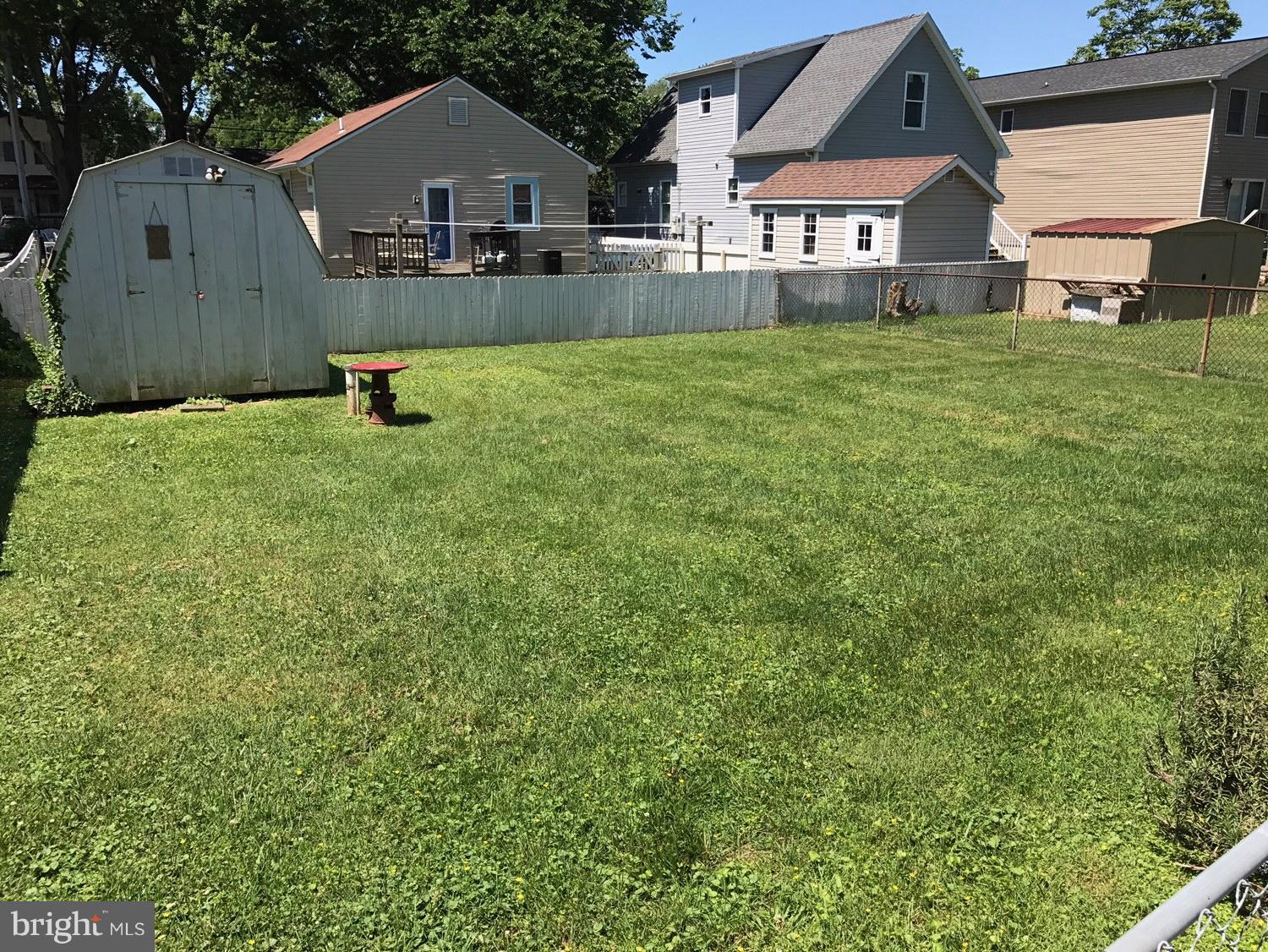 1608 Bishop Road Edgewater, MD 21037 - Photo 3 of 3 Back Yard